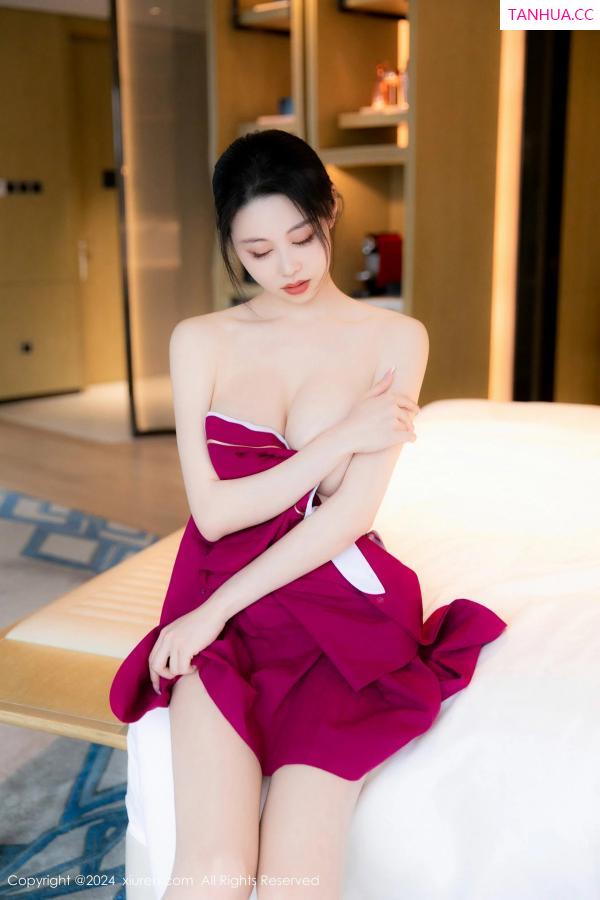   [XiuRen]高清写真图 2024.05.17 No.8563 清妙 丝袜美腿第55张图片